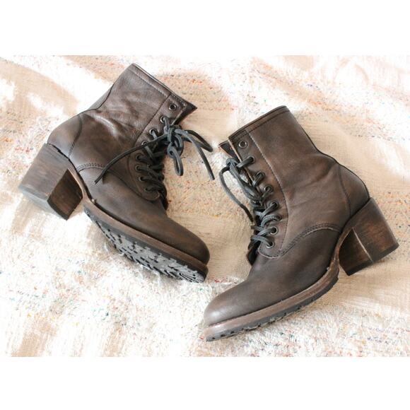 Freebird by Steven Brown Cavalier Heeled Leather Boots Size 8 - Picture 3 of 7